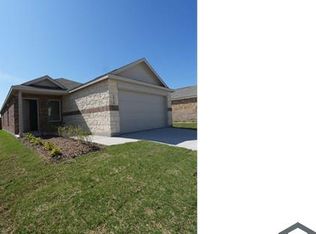 1713 Crossbill St, Forney, TX 75126
