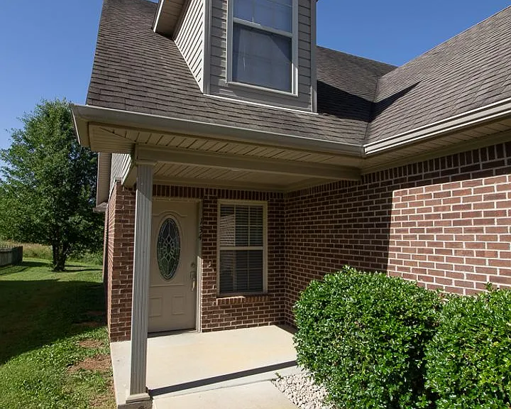 134 Twin Lakes Dr — Photo 3
