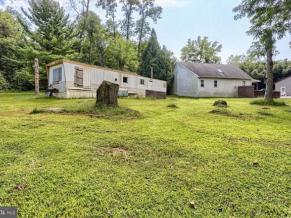 5th image of 667 Churchey Ln
