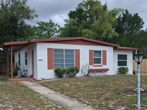 6433 Holiday Dr, Spring Hill, FL 34606