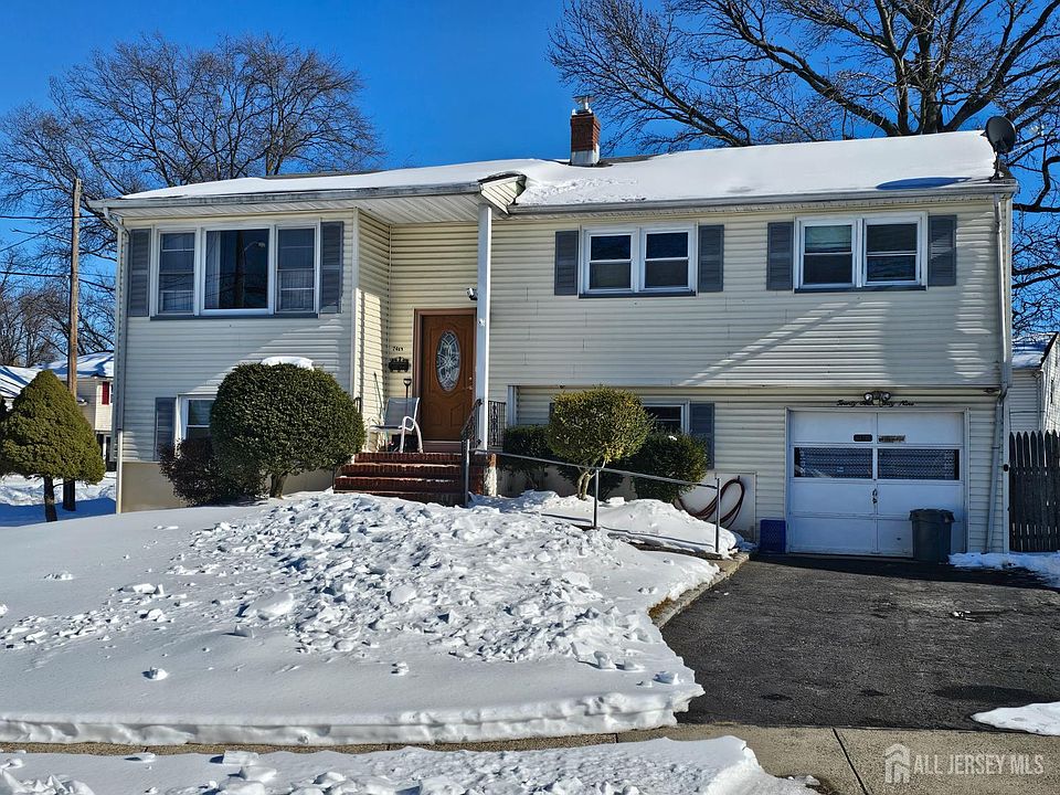 1st image of 2469-2469 N Macarthur Dr