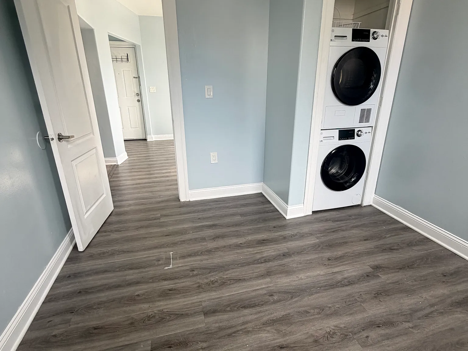 1 bed, 550 sqft, $2,300 — Photo 4