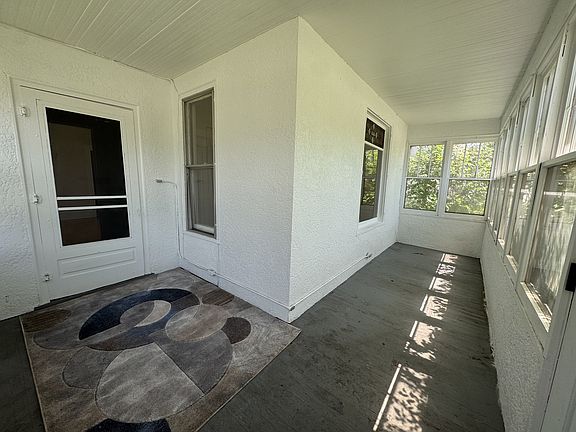 2nd image of 675 Lowry Ave NE #1