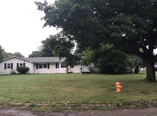 975 Circle Dr, Circleville, OH 43113