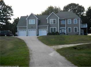 48 Vista Dr, Auburn, ME 04210