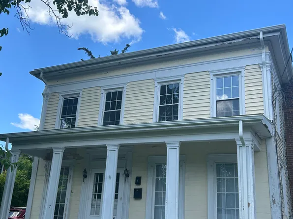 7 Hillcrest St #2, Coxsackie, NY 12051