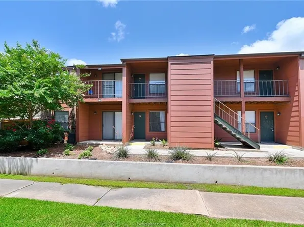 904 University Oaks #155, College Station, TX 77840