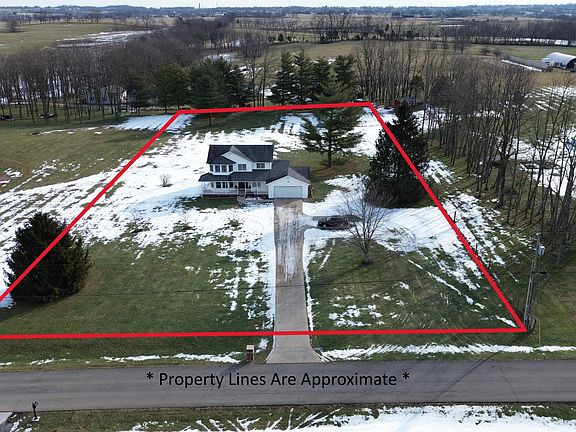 3rd image of 734 Settlement Dr