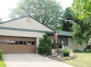 4329 Renwood Dr, Dayton, OH 45429