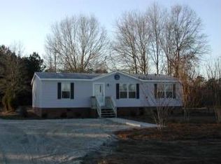 6324 Stag Park Rd, Burgaw, NC 28425