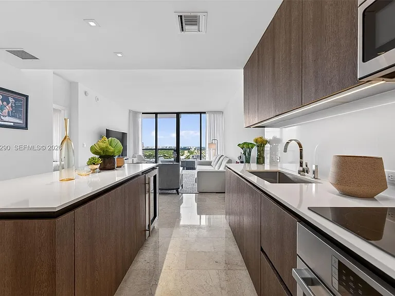 88 SW 7th St #2408 — Photo 7
