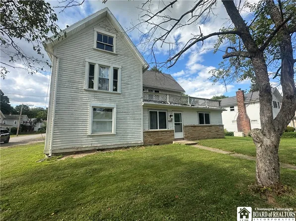 2272 Orchard Pl, Collins, NY 14034