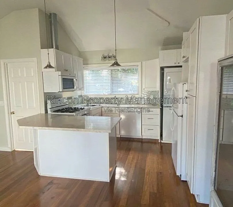 149 S Evergreen Dr