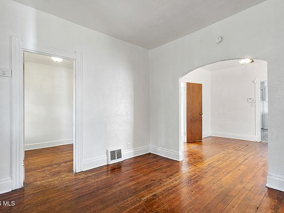 5th image of 38 E Streicher St