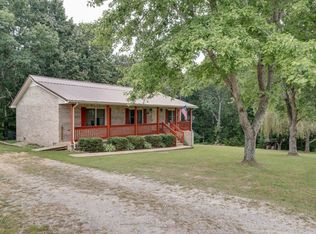 221 Hurst Rd, Hohenwald, TN 38462