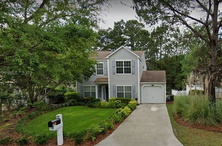 2nd image of 679 Farm Lake Dr