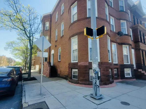 2647 N Charles St, Baltimore, MD 21218