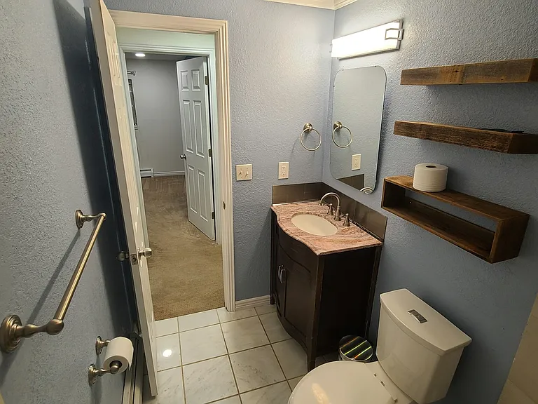 Downstairs full bath