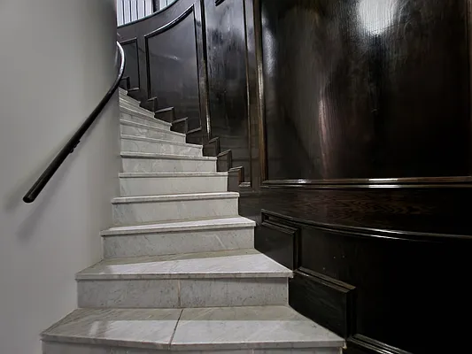 Rented by Bond New York | media 1