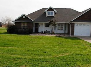 705 Creek Hill Way, Justin, TX 76247