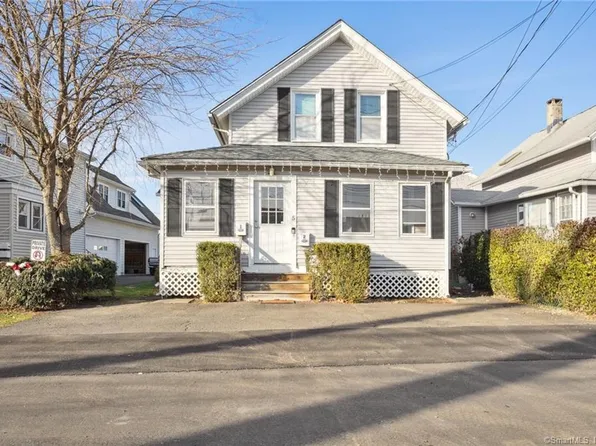 5 Moore Place, Norwalk, CT 06855