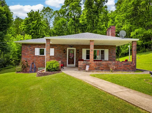 706 Taylorstown Ridge Rd, Avella, PA 15312