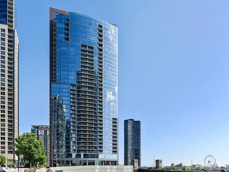 450 E Waterside Dr #1808 — Photo 1