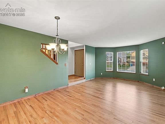 3rd image of 5839 Instone Cir