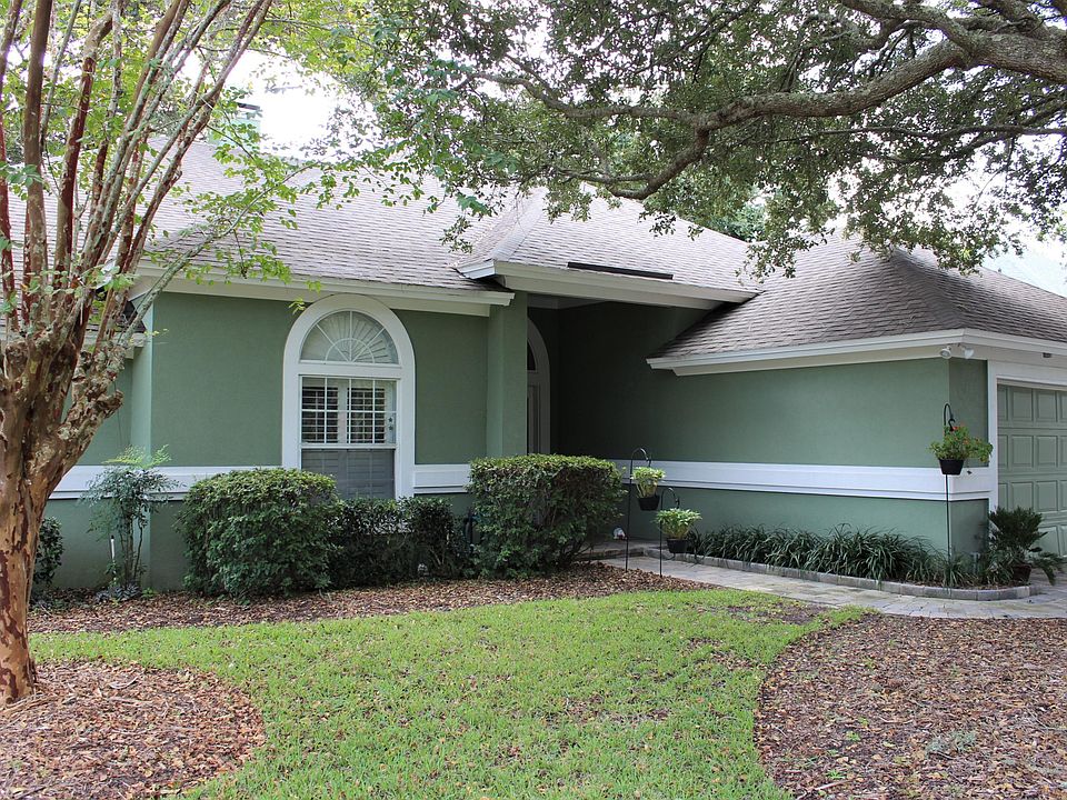 1st image of 16 Sea Winds Ln E