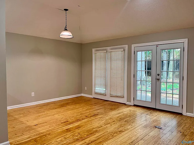 232 Mountain Creek Dr — Photo 6