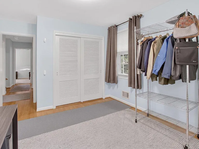 5703 Cromwell Dr — Photo 22
