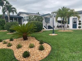 6469 Cypress Ln, Lake Worth, FL 33462