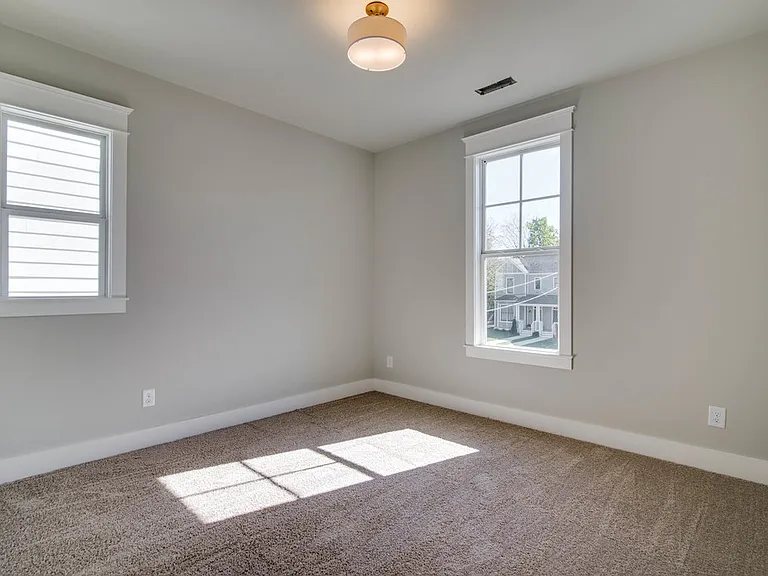 1523 Straightway Ave #B — Photo 14