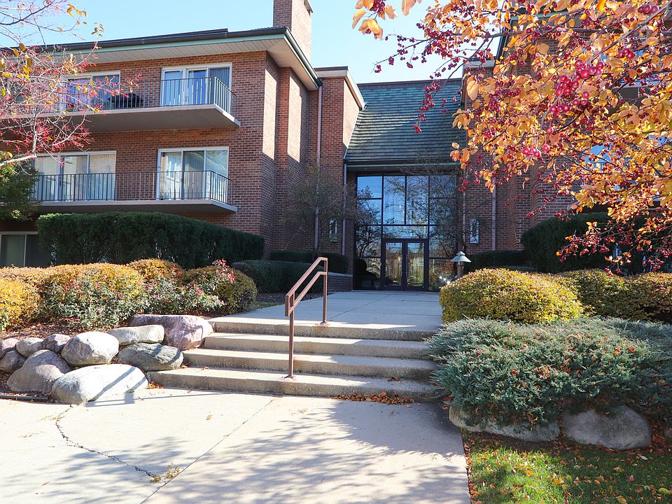 1st image of 6 Oak Brook Club Dr APT K203
