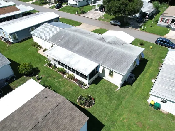 233 Kiwi Dr, Barefoot Bay, FL 32976
