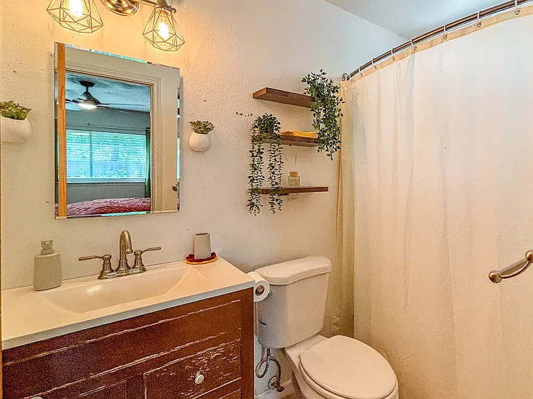 5830 Les Harrison Dr — Photo 8