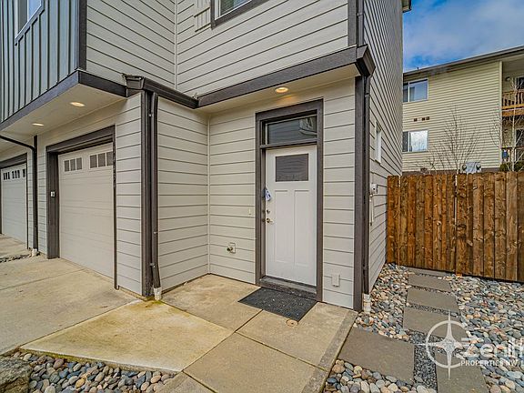 4th image of 14434 NE 22nd Ave