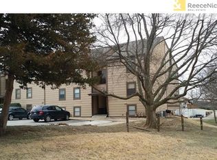 1330 Westbrooke St, Lawrence, KS 66049