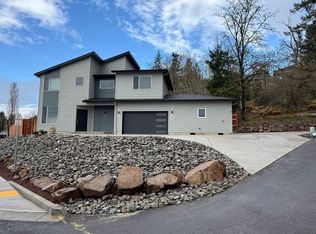 1813 N R Cir, Washougal, WA 98671