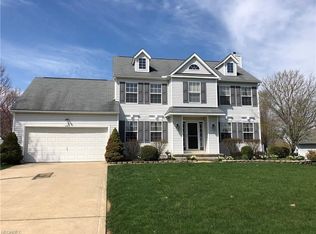 1163 Continental Dr, Medina, OH 44256