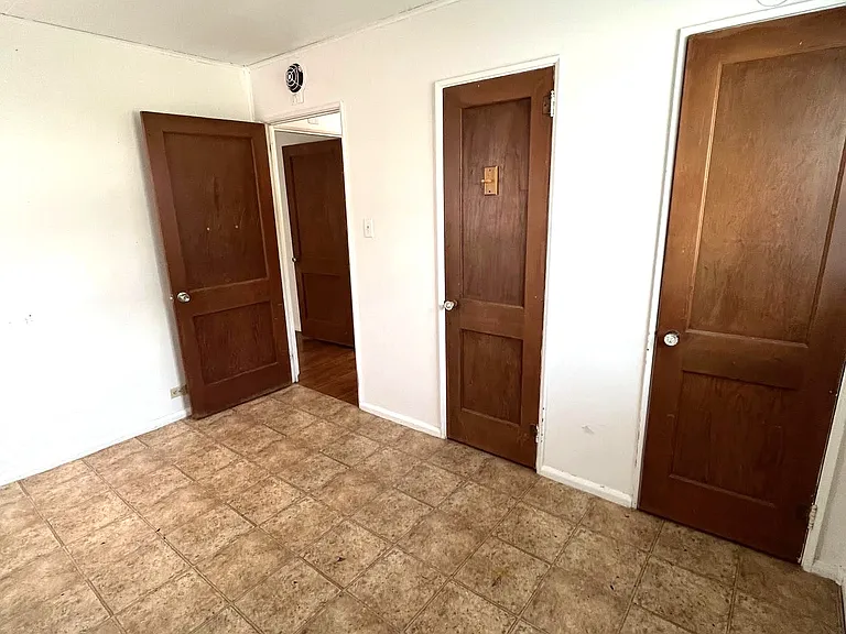 1620 Melrose Dr — Photo 11