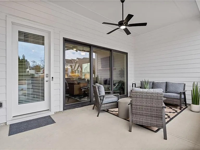 637 Stickley Oak Way — Photo 2