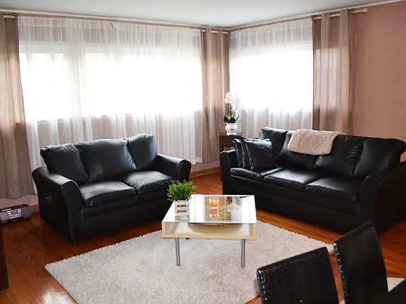 2nd image of 7201 W Wellington Ave APT H3
