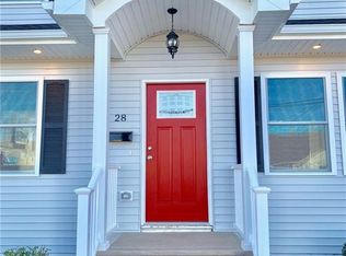28 Hull Dr, Edison, NJ 08817