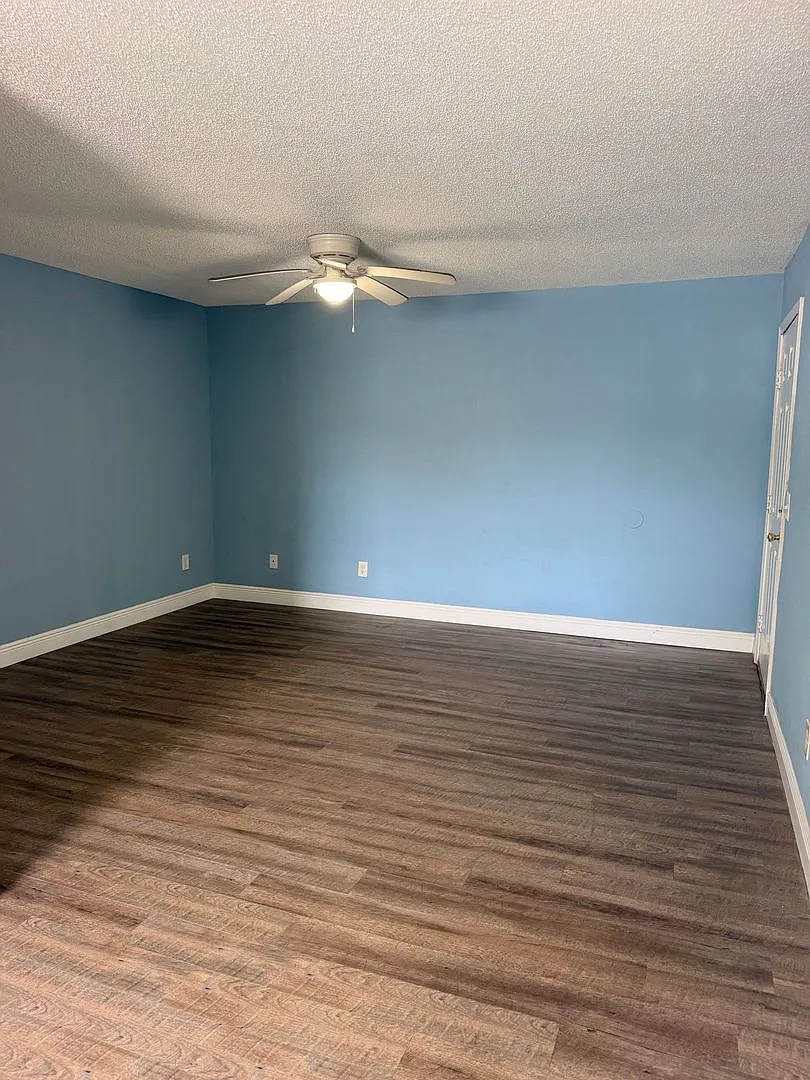 6321 Lenawee Street Apt D1 — Photo 3