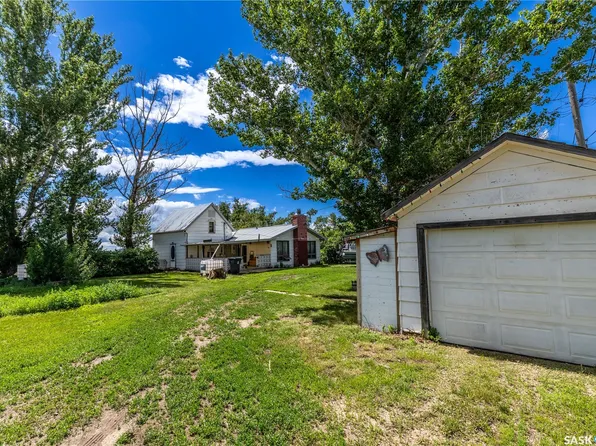120 Crocus Avenue, Briercrest, SK S0H 0K0