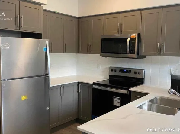 99 Roger St #49, Waterloo, ON N2J 0G1