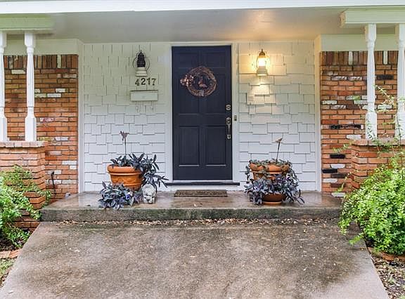 3rd image of 4217 Shady Creek Dr