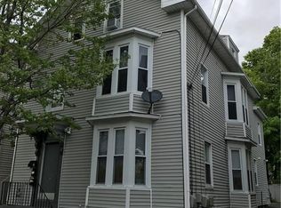 69 Superior St, Providence, RI 02907