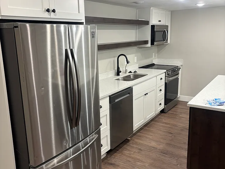 1138 N 1000 E — Photo 1